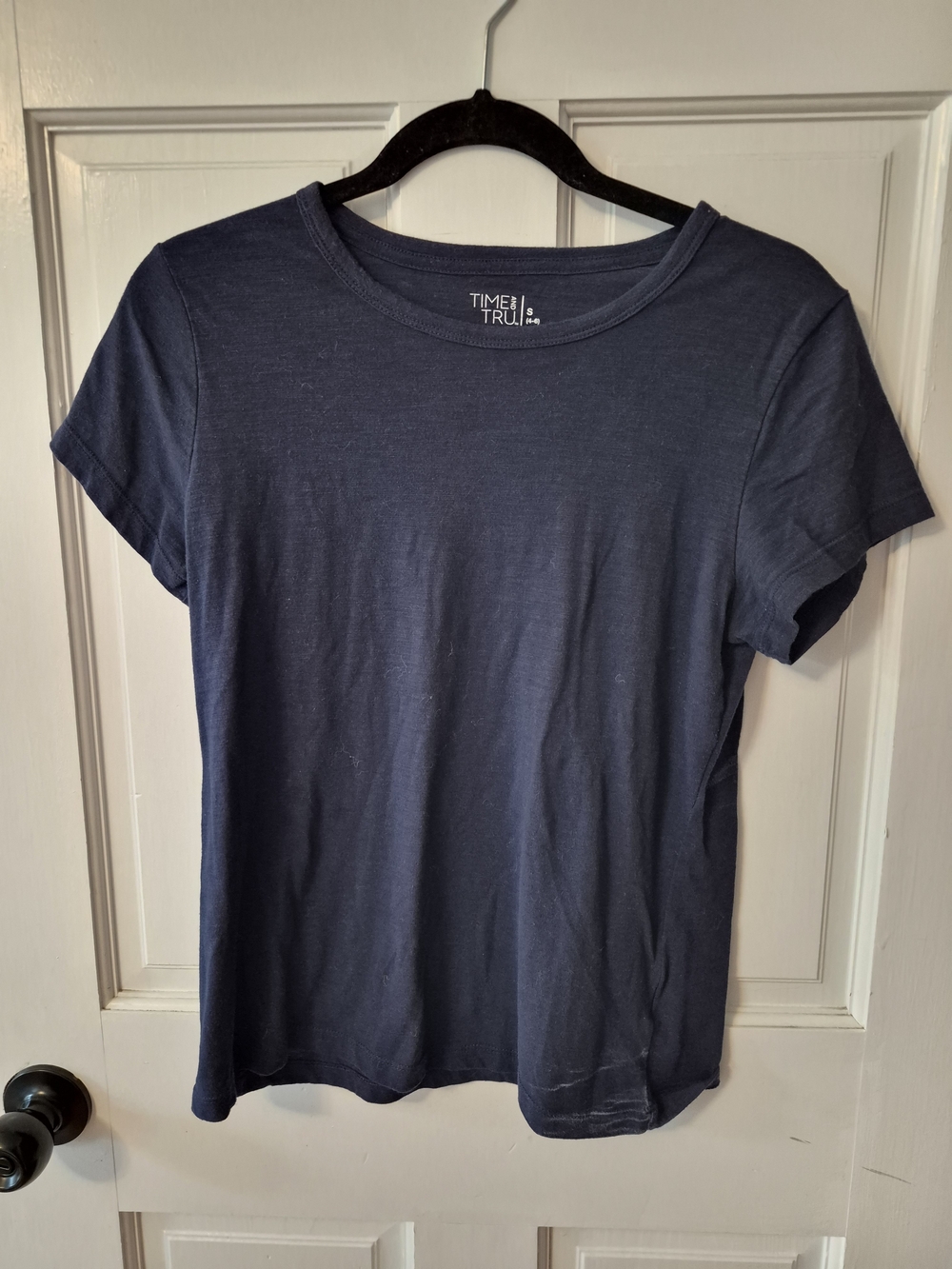 Time and Tru Navy Short Sleeve Crewneck Tee